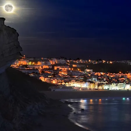 With Garden And Barbecue * Nazaré